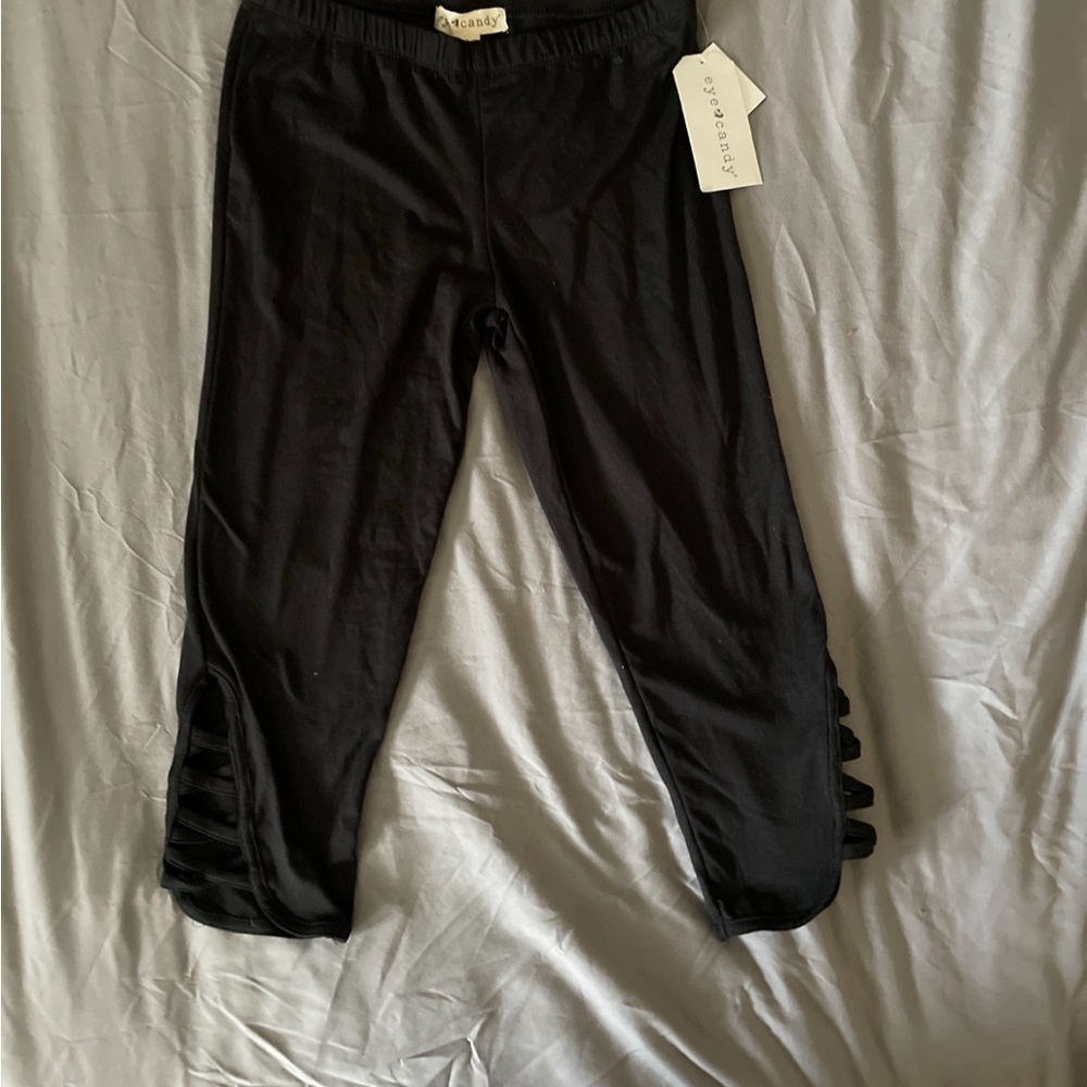 Eye Candy Black Capris with Tapered Design